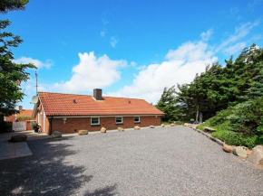 Tranquil Holiday Home in Harbo re With Indoor Pool